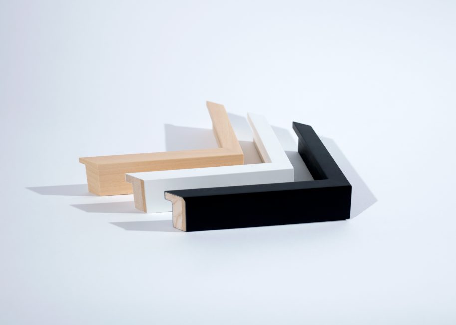 Natural, White, and Black frame corners